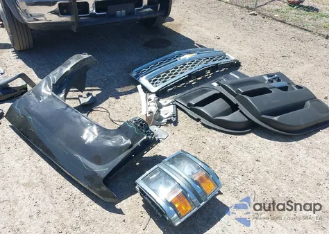 2015 Chevrolet Silverado 1500 1Lt from USA, damaged, VIN 3GCUKREC6FG366696